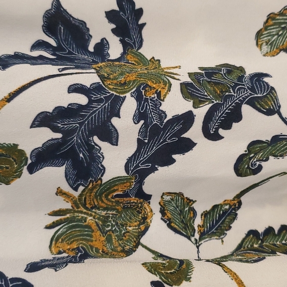 VAN HEUSEN FLOWY FLORAL LEAF TANK TOP BLOUSE SMALL PETITE - Picture 3 of 6